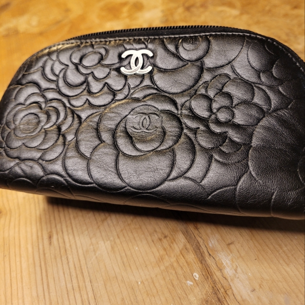 CHANEL Camelia Flower Lambskin Pouch Clutch Bag